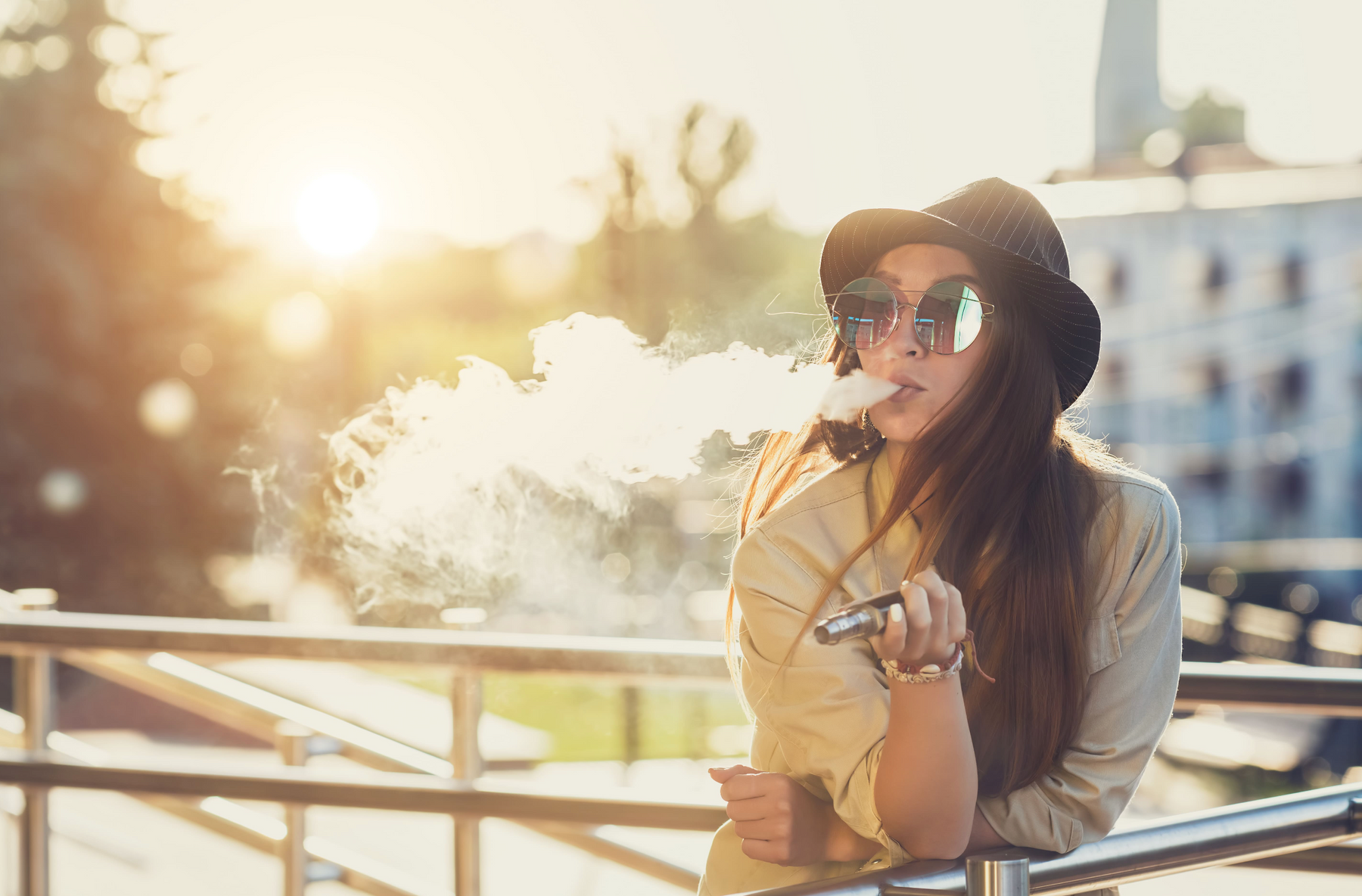 How to Buy a Vape: Online vs the In-Store Experience