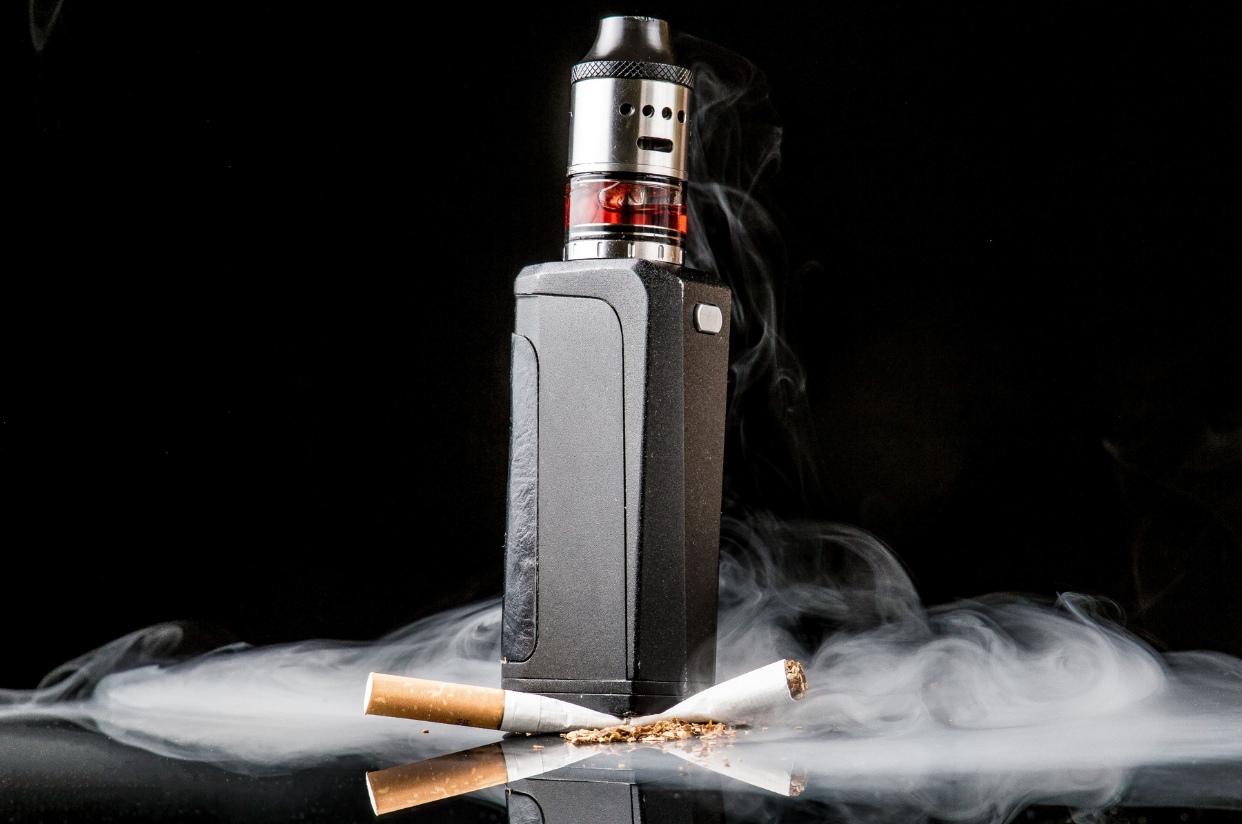 How Much Nicotine Is in a Cigarette vs Vape Juice?